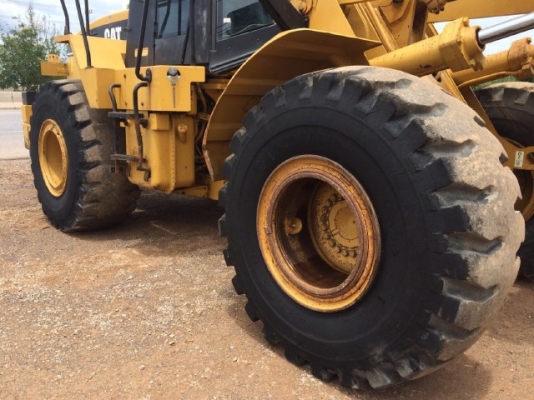 ขายรถตักล้อยาง CAT 962G รถนอกนำเข้าเองจากญี่ปุ่น สภาพสวยพร้อมใช้ มีVDOการทำงานครับ ขายรถตักล้อยาง CAT 962G รถนอกนำเข้าเองจากญี่ปุ่น สภาพสวยพร้อมใช้ มีVDOการทำงานครับ