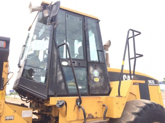 ขายรถตักล้อยาง CAT 962G รถนอกนำเข้าเองจากญี่ปุ่น สภาพสวยพร้อมใช้ มีVDOการทำงานครับ ขายรถตักล้อยาง CAT 962G รถนอกนำเข้าเองจากญี่ปุ่น สภาพสวยพร้อมใช้ มีVDOการทำงานครับ