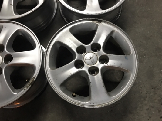 แม็ก 5รู114 ขอบ 15 แม็ก 5รู114 ขอบ 15