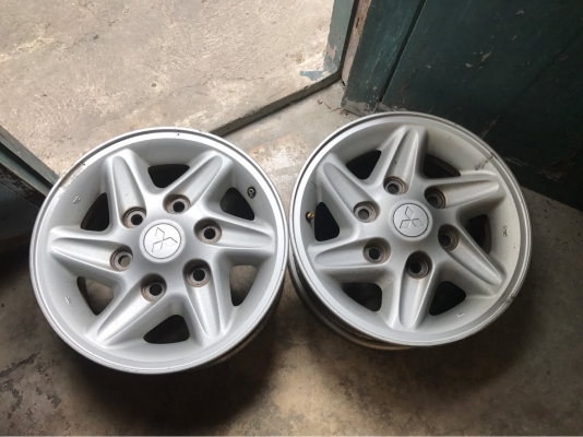 แม็ก Mitsu Strada ขอบ 14 6รู