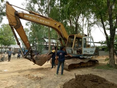 KOMATSU PC200 LC-2