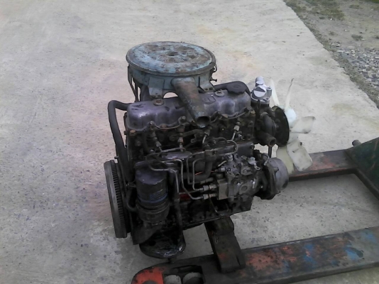 เครื่องดีเซลISUZU KB 2200 CC.พร้อมใช้งาน เครื่องดีเซลISUZU KB 2200 CC.พร้อมใช้งาน