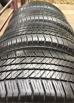 ยาง Bridgestone 265 65 17 ปลายปี15 ดอกเต็ม ไม่มีปะ ราคาไม่แพง ยาง Bridgestone 265 65 17 ปลายปี15 ดอกเต็ม ไม่มีปะ ราคาไม่แพง