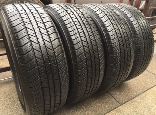 ยาง Bridgestone 265 65 17 ปลายปี15 ดอกเต็ม ไม่มีปะ ราคาไม่แพง ยาง Bridgestone 265 65 17 ปลายปี15 ดอกเต็ม ไม่มีปะ ราคาไม่แพง