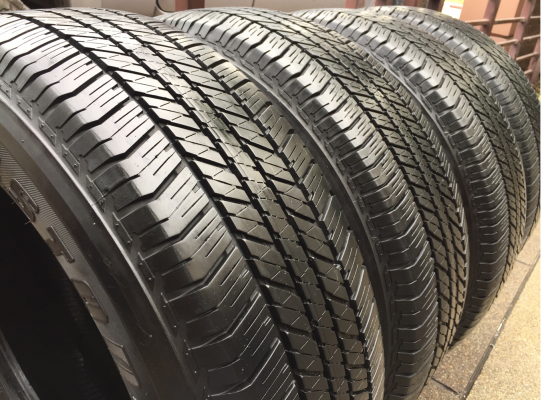 ยาง Bridgestone 265 65 17 ปลายปี15 ดอกเต็ม ไม่มีปะ ราคาไม่แพง ยาง Bridgestone 265 65 17 ปลายปี15 ดอกเต็ม ไม่มีปะ ราคาไม่แพง