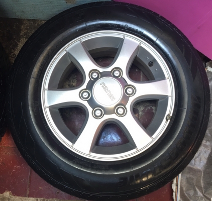 ล้ออีซูซุ ขอบ15 ยาง 205-70-15 ล้ออีซูซุ ขอบ15 ยาง 205-70-15