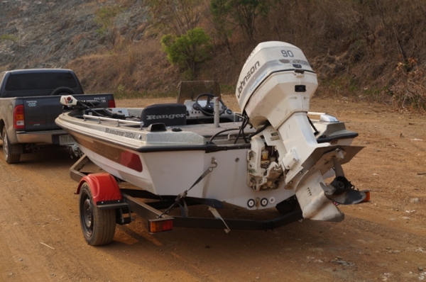 เรือแบสเรนเจอร์   ราคา 185000  พร้อมเทเลอร์ใหม่