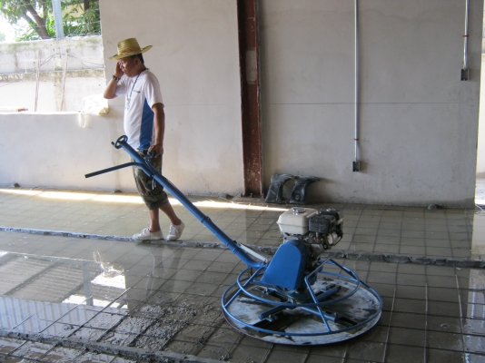 ให้เช่่าเครื่องมือก่อสร้าง เครื่องตบดิน ตบทราย เครื่องขัดหน้าปูน และเครื่องมือก่อสร้างอื่นๆถนนเทพารักษ์-บางพลี T.0865292215 ส่งได้ ด่วนได้ ทำงานได้เลย