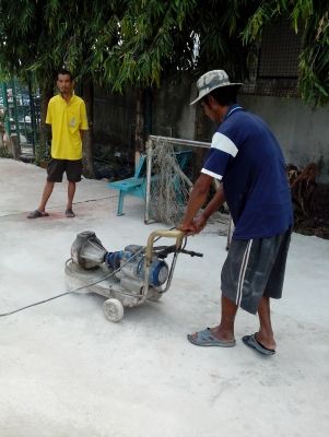 ให้เช่่าเครื่องมือก่อสร้าง เครื่องตบดิน ตบทราย เครื่องขัดหน้าปูน และเครื่องมือก่อสร้างอื่นๆถนนเทพารักษ์-บางพลี T.0865292215 ส่งได้ ด่วนได้ ทำงานได้เลย