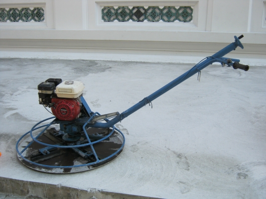 ให้เช่่าเครื่องมือก่อสร้าง เครื่องตบดิน ตบทราย เครื่องขัดหน้าปูน และเครื่องมือก่อสร้างอื่นๆถนนเทพารักษ์-บางพลี T.0865292215 ส่งได้ ด่วนได้ ทำงานได้เลย