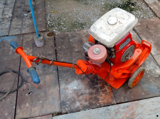 ให้เช่่าเครื่องมือก่อสร้าง เครื่องตบดิน ตบทราย เครื่องขัดหน้าปูน และเครื่องมือก่อสร้างอื่นๆถนนเทพารักษ์-บางพลี T.0865292215 ส่งได้ ด่วนได้ ทำงานได้เลย