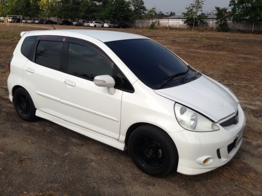 รถสวย สภาพดี พร้อมใช้งาน รถสวย สภาพดี พร้อมใช้งาน