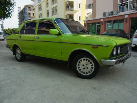 ขายเฟียต 132  เครื่อง 1800 เดิม  แอร์เย็น 40000  โทร.0818388869