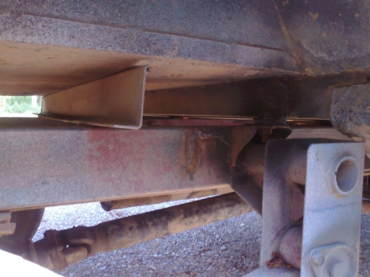 ขายสี่ล้อ ISUZU ป้ายเล็ก เครื่อง 4JA1 85 แรง ทะเบียนเต็มพร้อมโอน