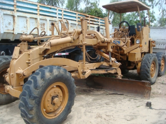 ขายรถเกรดเดอร์-KOMATSU ตามสภาพ ไม่มีเล่มทะเบียน