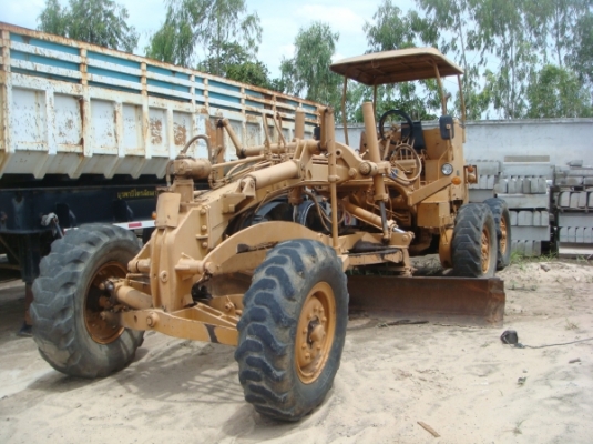 ขายรถเกรดเดอร์-KOMATSU ตามสภาพ ไม่มีเล่มทะเบียน