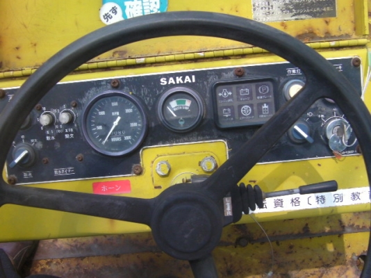 รถบดยี่ห้อsakaiราคา138,000บาท