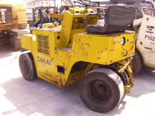 รถบดยี่ห้อsakaiราคา138,000บาท