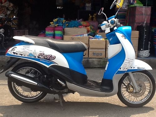 FINOลายปารีสรถปี2012สวยแกะกล่อง