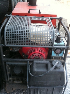 ขายด่วนเครื่องฉีดน้ำแรงดันสูง เก่าญี่ปุ่น อุปกรณ์ครบ สภาพพร้อมใช้ (ชม VDO สาธิตการทำงาน) ขายด่วนเครื่องฉีดน้ำแรงดันสูง เก่าญี่ปุ่น อุปกรณ์ครบ สภาพพร้อมใช้ (ชม VDO สาธิตการทำงาน)