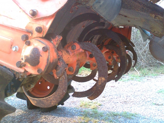 ขายรถไถ Kubota B7001 ขับ 4 พร้อมโรตารี่ ไม่เคยใช้งานในไทยครับ