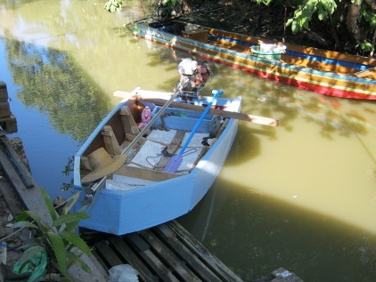 ให้ฟรี เรื่อไม้หุ้มไฟเบอร์  ติดเรื่องยนต์