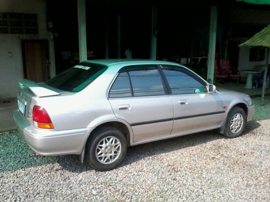 ขายถูกรถเก๋ง ฟรีดาวน์