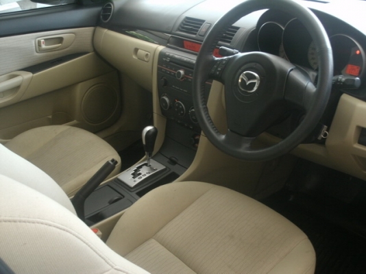 ขาย Mazda 3 สภาพสวย ไม่เคยชนหนัก  ไม่โดนน้ำ จัดไฟแนนซ์ได้เต็ม