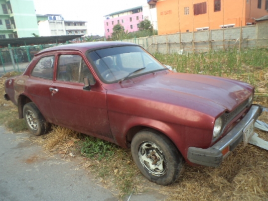 ขายรถเก่ง Ford  (2 ประตู)