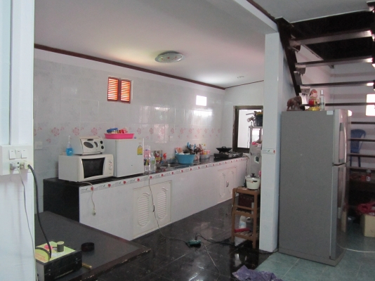 ต้องการขายบ้าน2ชั้นอยู่ในตัวเมือง สุพรรณบุรี