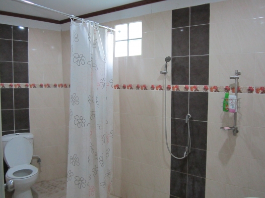 ต้องการขายบ้าน2ชั้นอยู่ในตัวเมือง สุพรรณบุรี