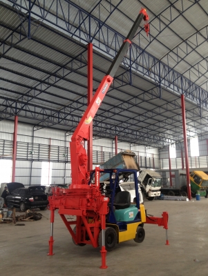 ขายรถฟอร์คลิฟต์ KOMATSU  โคมัตสุ ติดเครนTADANO3ตัน ยกสูง9เมตร พร้อมขาหน้าหลัง ยึดเข้าออกได้ นำเข้าจากบริษัทโคมัตสุ ที่ประเทศญี่ปุ่นโดยตรง สนใจติดต่อ บริษัท ชัยเสรียานยนต์ จำกัด 086-0801238