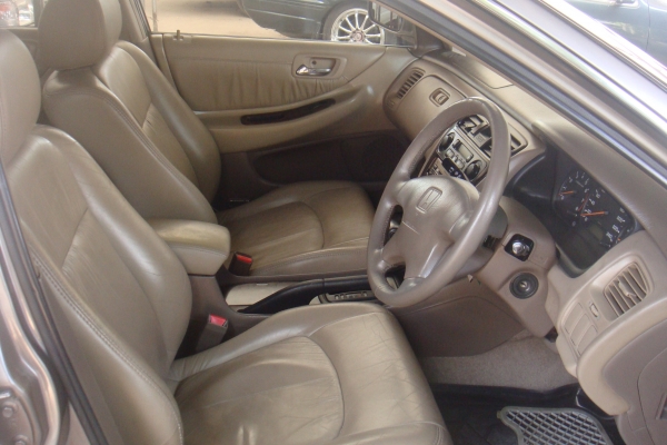 ฟรีดาวน์ HONDA ACCORD ปี 2002