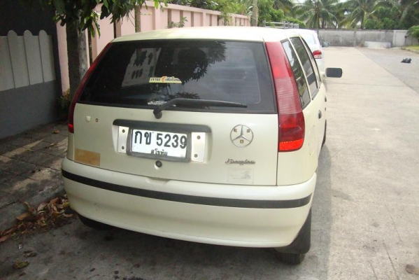 ขาย FAIT PUNTO1.0 i สีขาว แอร์ cd กระจกไฟฟ้า พวงมาลัยเพาเวอร์ เกียร์แมนวลรถเล็กๆในฝัน รถมือที่สอง