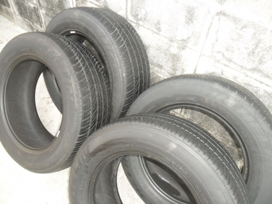 ยาง MICHELIN vivacy 215/60R16 ปี10 สวยๆ ยาง MICHELIN vivacy 215/60R16 ปี10 สวยๆ