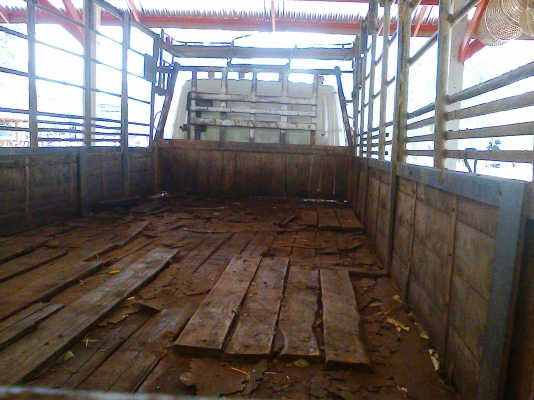 HINO KM779 เครื่องWO4D 117 แรงม้า ยาว 5.5 เมตร