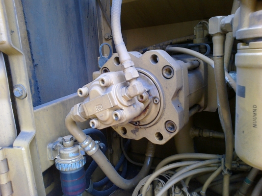 ขาย CAT 312B เก่านอก พร้อมใช้สนใจติดต่อคุณ ประเทือง 081-9817722