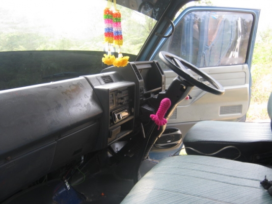 ขาย อีซูซุ NPR รถโดยสารนักเรียน คุณฉลองชัย 0878515148