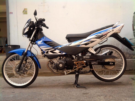 Honda Sonic 125 CC. NEW ปี 52 มือเดียว สตาร์ทมือ ล้อเงิน