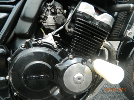 ขอคนใจถึงไม่กลัว ตร.สพม.ขาย CB400 verion S ปี 98 โทร 082 2169945 ราคา 79000 บาท ขอคนใจถึงไม่กลัว ตร.สพม.ขาย CB400 verion S ปี 98 โทร 082 2169945 ราคา 79000 บาท