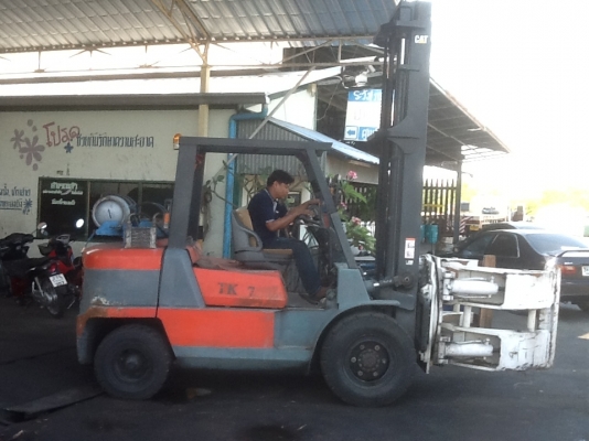 รถยก CATTERPILLAR น้ำหนักยก 4.5 ตัน เสาสูง 5 เมตร เกียร์ออโต้ เครื่องเบนซินติดแก๊สสุดประหยัด