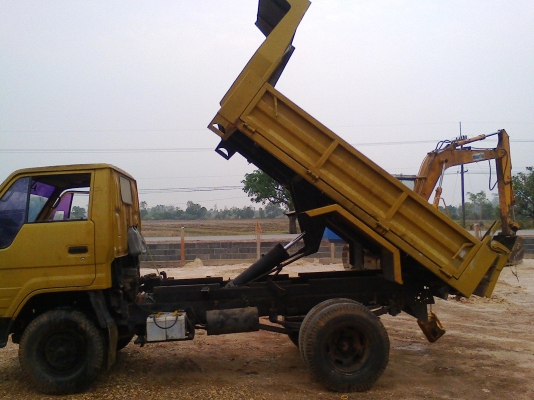 TOYOTA ดั้มกะป๋อง DYNA เครื่องอีซูซุ 100 แรงม้า โนบุคนะครับ