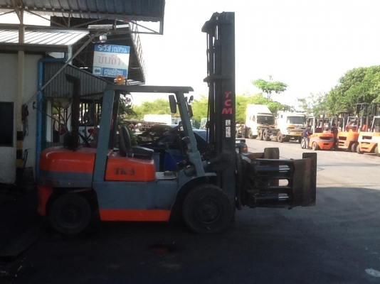 รถยก TCM FD40C8  น้ำหนักยก 4 ตัน เสาสูง 5 เมตร เครื่องดีเซล เกียร์ธรรมดา