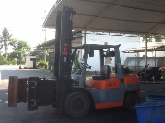 รถยก TCM FD40C8  น้ำหนักยก 4 ตัน เสาสูง 5 เมตร เครื่องดีเซล เกียร์ธรรมดา