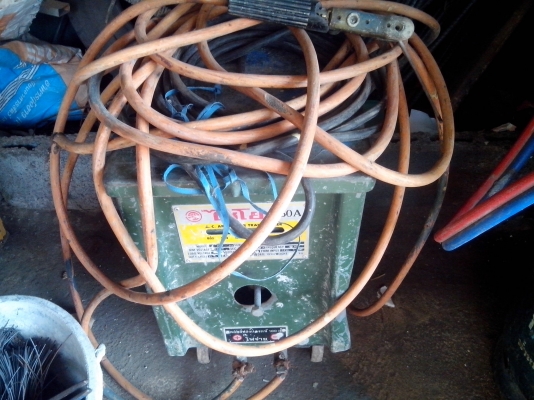 ตู้เชื่อม 250  แอมพร้อมใช้ มีสายไฟครบ