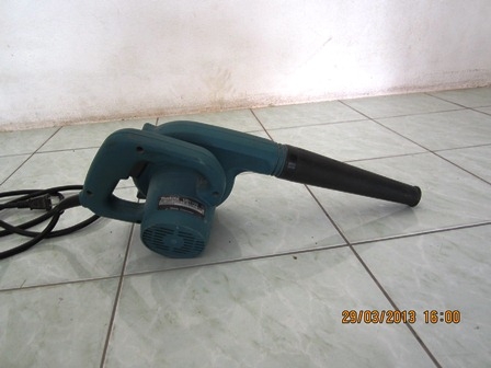 เครื่องเป่าลมMakita UB1100 สภาพใหม่มาก ราคาถูก