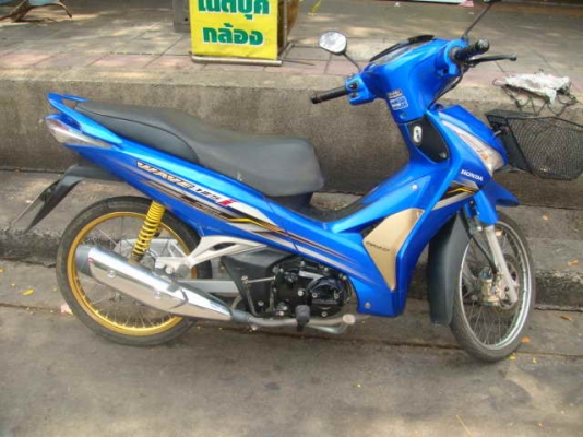 ขายด่วน HONDA WAVE 125i หัวฉีดปี2012  อยู่ห้วยขวาง เอกสารพร้อม ขายถูก 35,000บาท