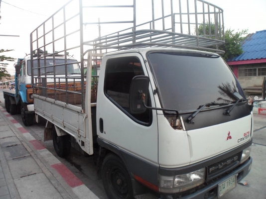 ขายรถสี่ล้อใหญ่ ป้ายไม่ติดเวลา ขายรถสี่ล้อใหญ่ ป้ายไม่ติดเวลา