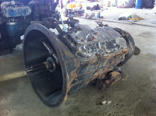 ขายเครื่องพร้อมเกียร์ NISSAN UD PE-6 260 แรง เครื่องเกียร์สวยมาก พร้อมใช้งาน เครื่องแน่น แห้งทั้งตัว เกียร์เข้านิ่มทุกเกียร์