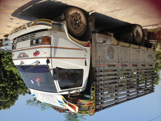 ขาย HINO 6 ล้อKM777 ปี 35 เครื่อง WO4D  (117 HP) เดิม ๆ กระบะไม้มะค่าโมงทั้งลูก ยางดี ขับดี ซัซซีสวย 460,000 บาท